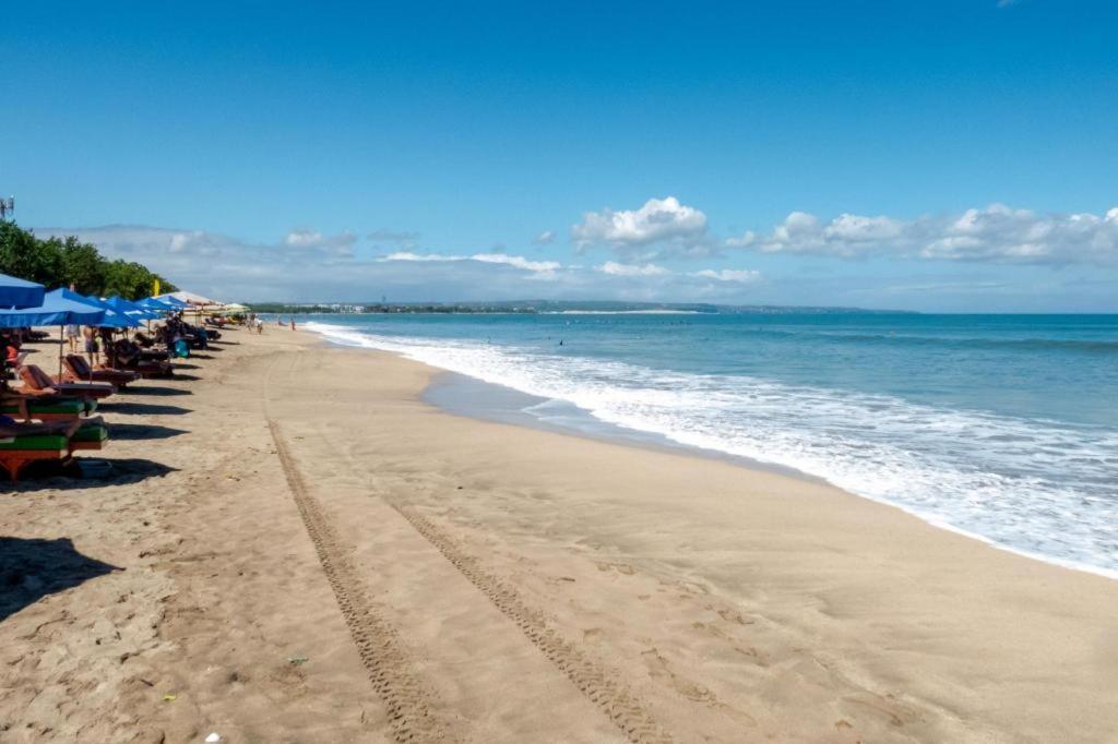 Bali Manik Beach Inn Kuta  Luaran gambar